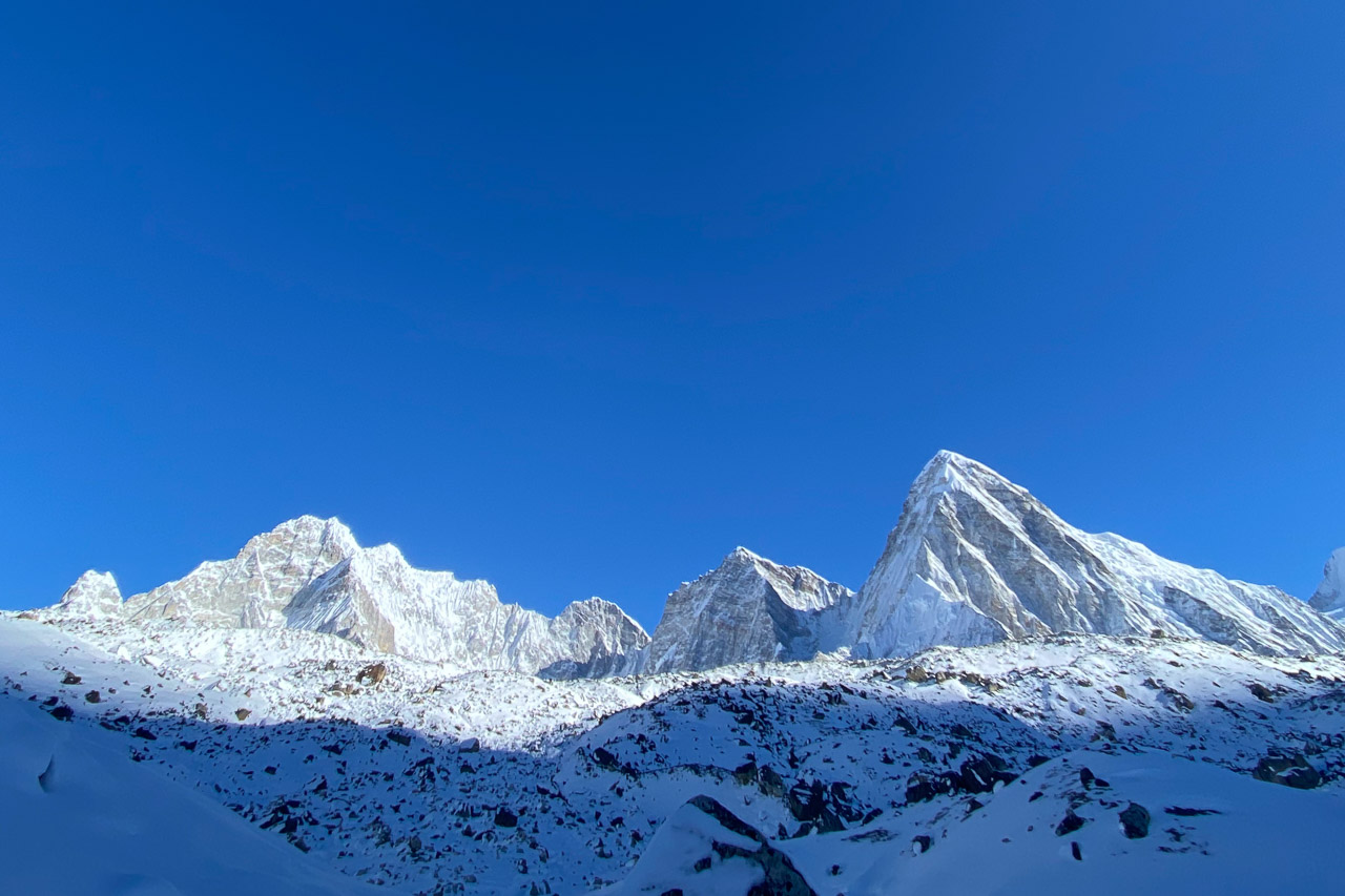 Bergwelt auf dem Weg zum Everest Basecamp.