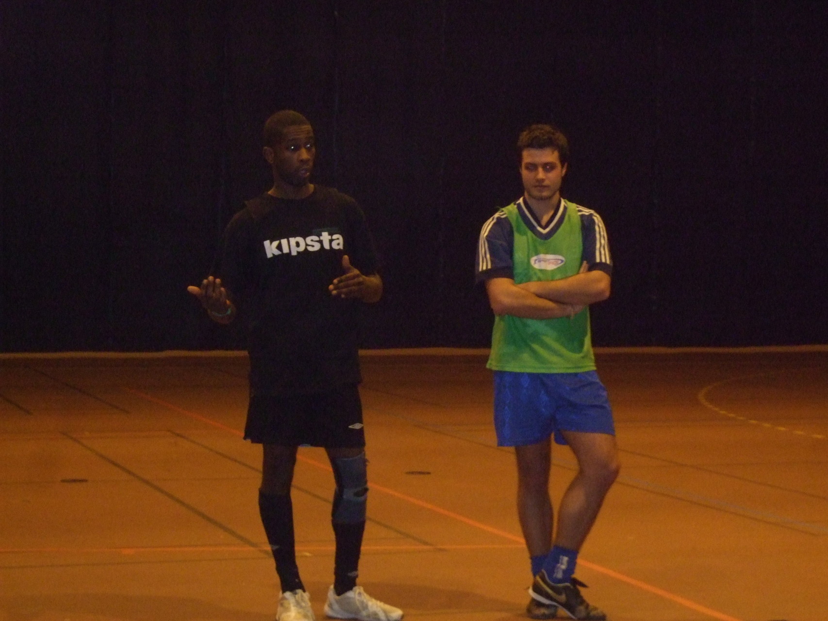 Matthieu et Cedric présente leur projet de participer avec l’équipe nationale de Sport et Foi France au mondial de football en Afrique du sud