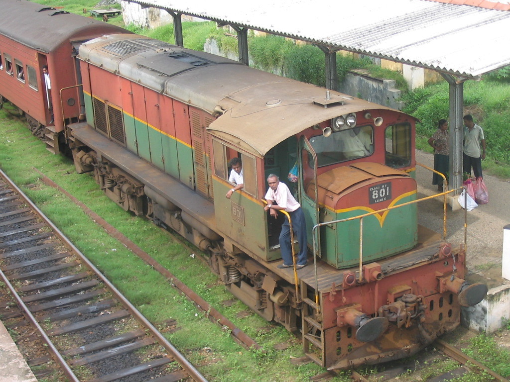 Un des ces trains s'est retrouvé dans les flots....