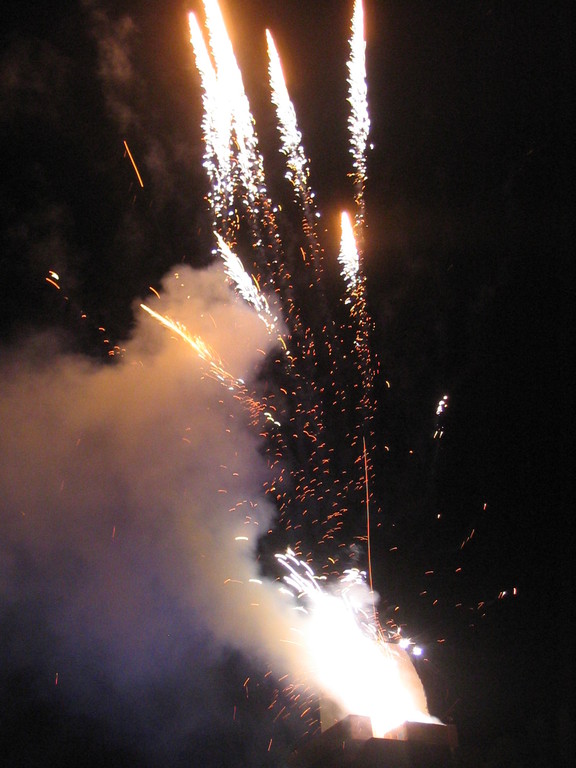 Feu d'artifice tiré de la plage de St Feliu de Guixols