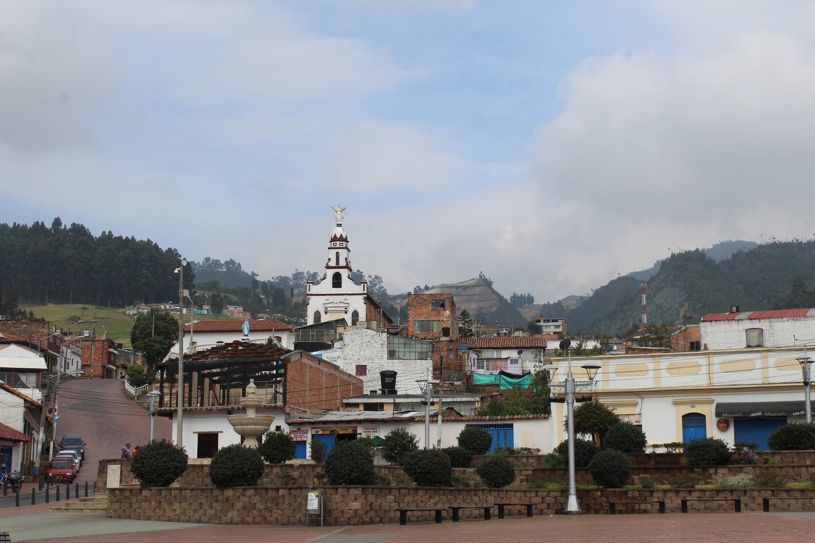 1h au nord de Bogota 