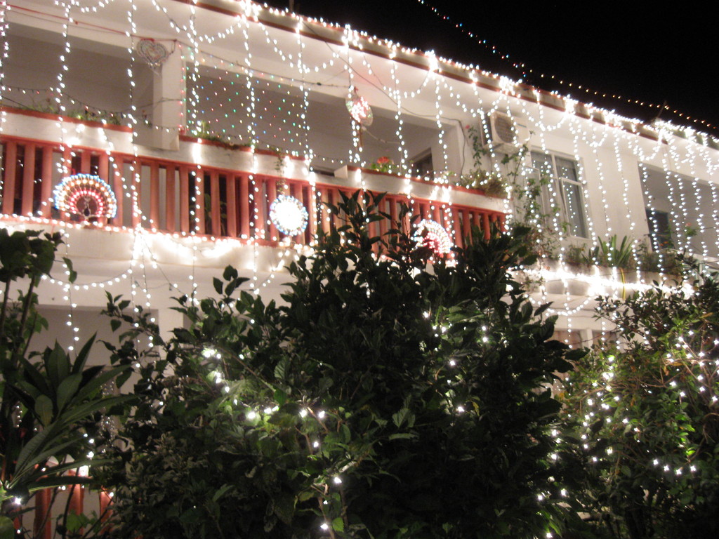 Divali, fête hindoue : les maisons sont décorées de lumière