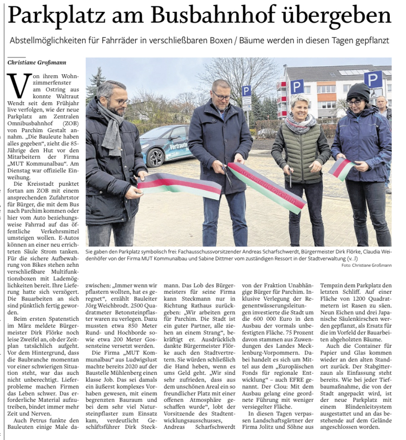 Eröffnung des Parkplatzes am ZOB Parchim; Quelle: Parchimer Zeitung vom 24.11.2021