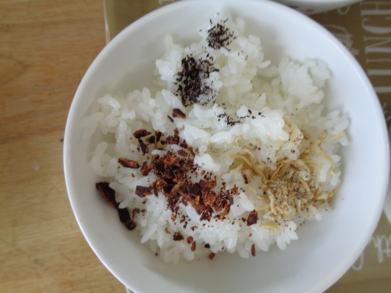 ふりかけを作ったよ かやの木保育園 中津川市 ふりかけを作ったよ かやの木保育園 中津川市