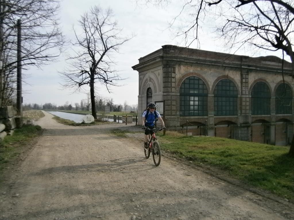 FIUME ADDA - DA TREZZO SULL'ADDA A LODI - MAX e GIO MTB Percorsi e tracce  gps per mountain bike - bici gravel e itinerari per cicloturismo