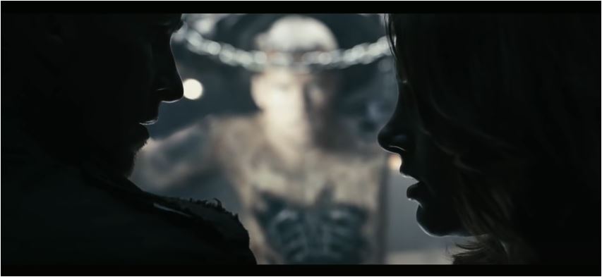 (anfangs versteht es der Film durchaus, die Themen der Vorgängerfilme aufzugreifen und hieraus eine brauchbare Vorgeschichte zu kreieren, diese verliert sich im weiteren Verlauf leider in Unglaubwürdigkeiten, die sich u.a. Sams Herkunft und Motiviation wi