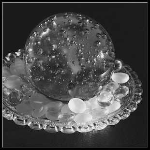 billes de verres de différentes transparences-lien categorie transparences