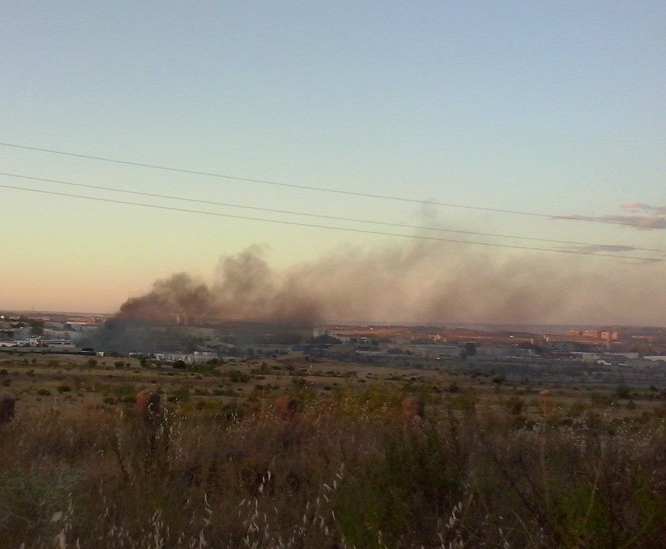 Incendio en La Dehesa (Imagen: Mari Carmen Moreno)