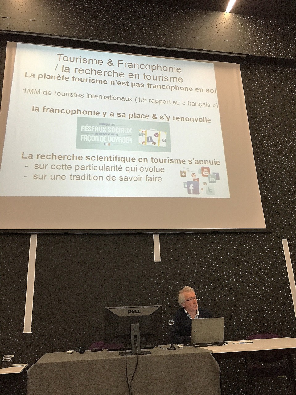 Mr Phillipe Bachimon : Professeur de géographie du tourisme à l'Université d'Avignon et des Pays de Vaucluse, chercheur au Laboratoire ESPACE-DEV