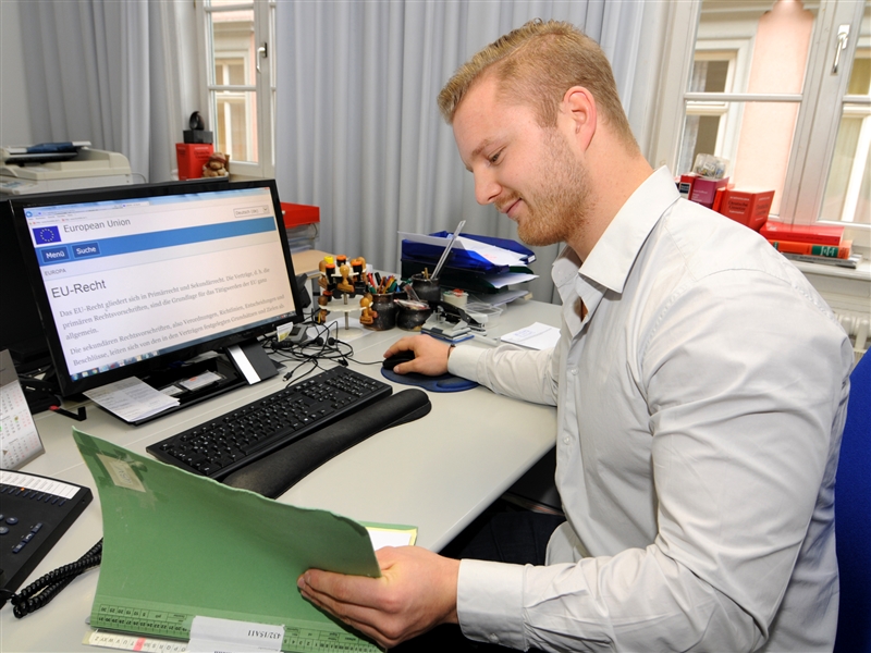 Rechtsanwaltsfachangestellte/r - tssbbs5bitburgs Webseite!