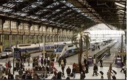 Train station Gare du Nord is 15mn bus ride,idem for St Lazare. Gare de Lyon and Montparnasse are easy reach