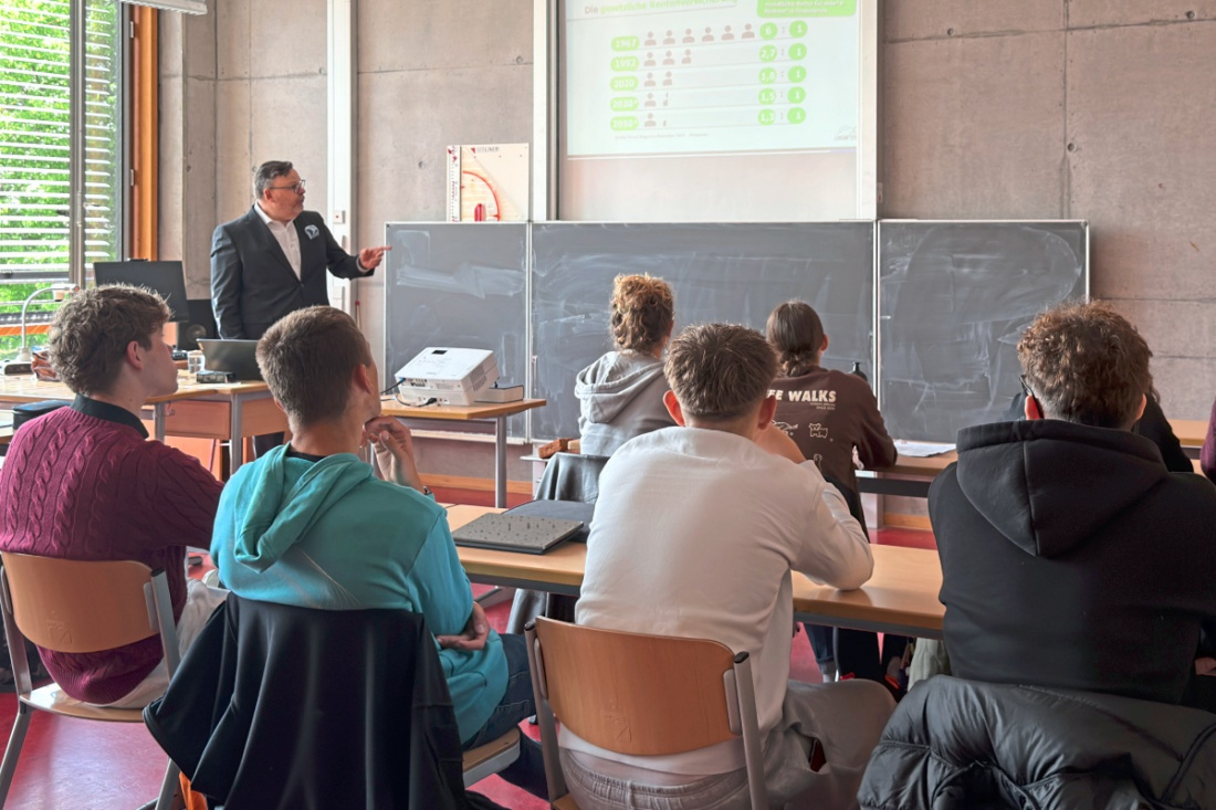 Abiturienten bekommen einen Finanz-Crashkurs