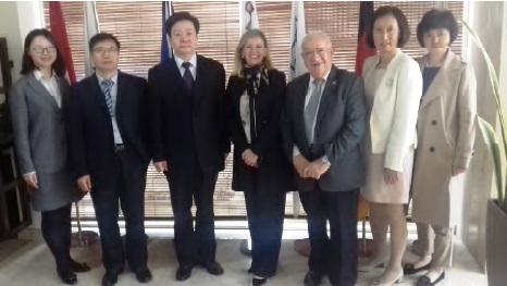 L-R: Ms Ning Jia, Dr Sun Shengzhi, Dr Sun Shuxian, Ms Antonella Vassallo, Dr Awni Behnam, Dr Wang Juying, Hu Songqin. Photo credit: IOI HQ