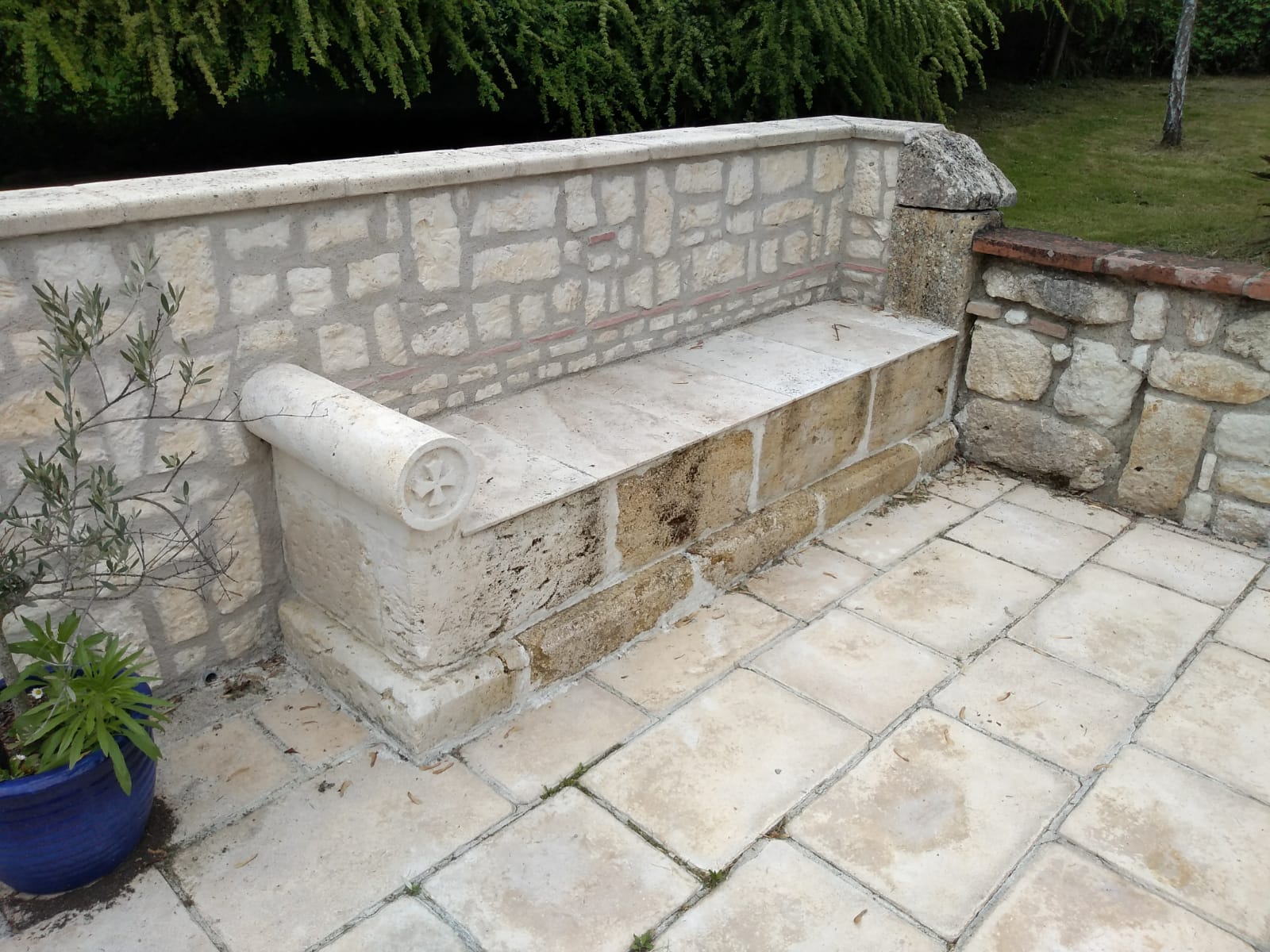 Banc en pierre
