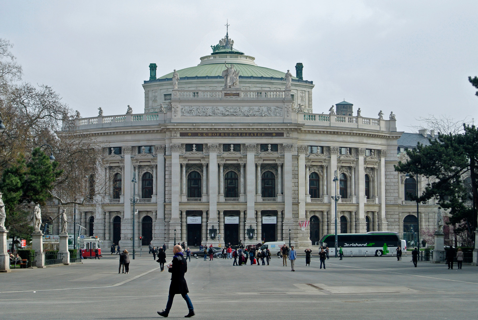 das Burgtheater