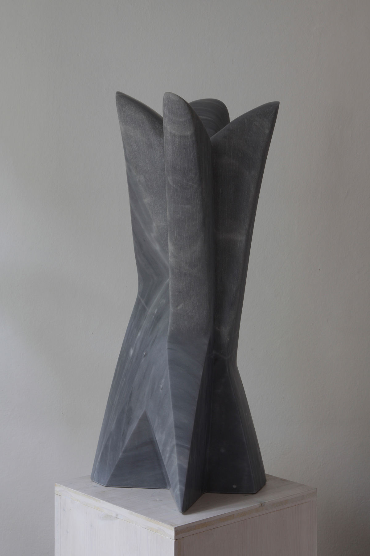 Ohne Titel. Marmor Bardiglio. 2012