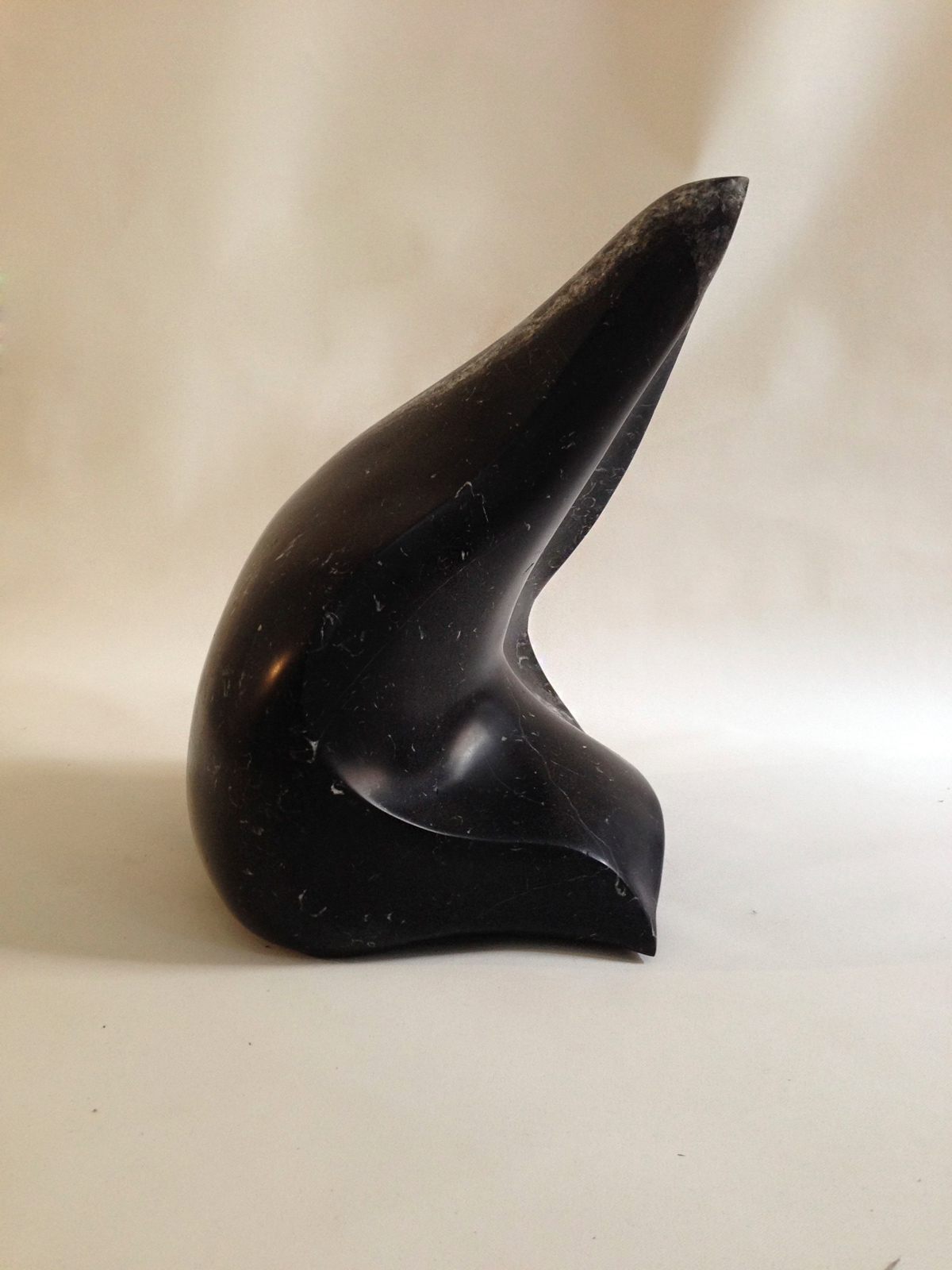 Ohne Titel. Marmor Nero Marquinia. 2012