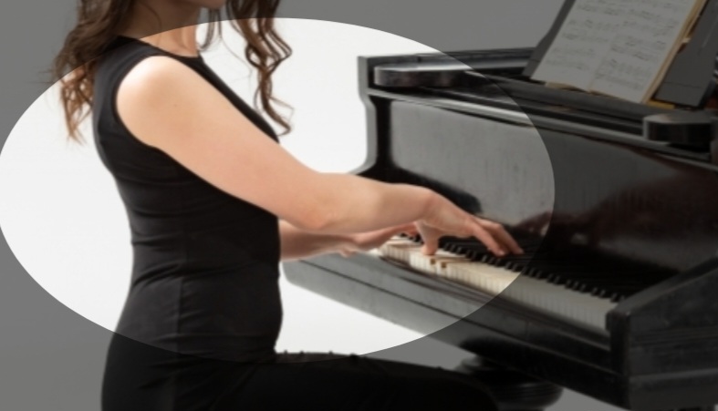 ピアノの肘の使い方　ピアノ上達には指先テクニックより肘が大事！