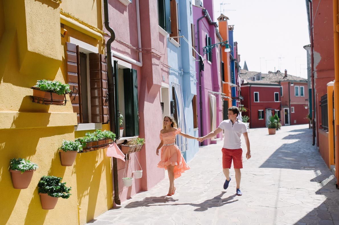 Best things to do in Italy - Murano tour copyright tanialerro - European Best Destinations