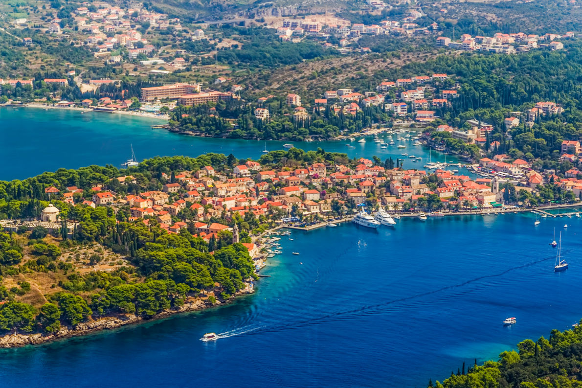 Omis  Paradisiacal destinations in Europe Copyright anshar