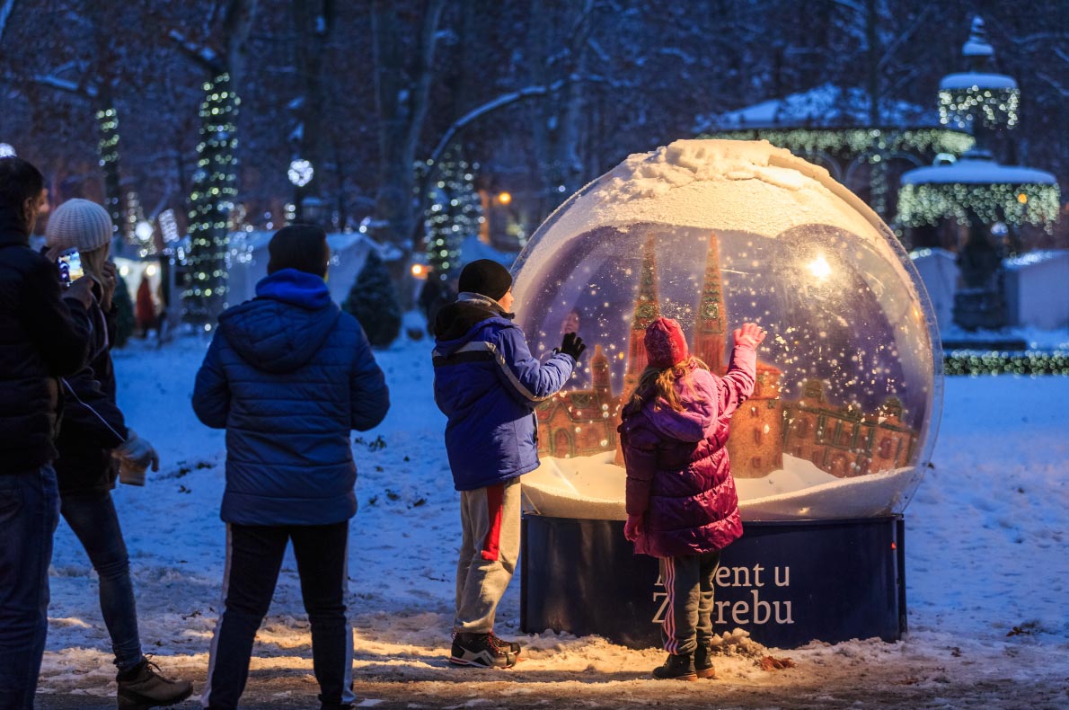 Covid 19 Cele mai sigure piețe de Crăciun din Europa - Piața de Crăciun din Zagreb Copyright Stjepan-Tafra - Cele mai bune destinații europene