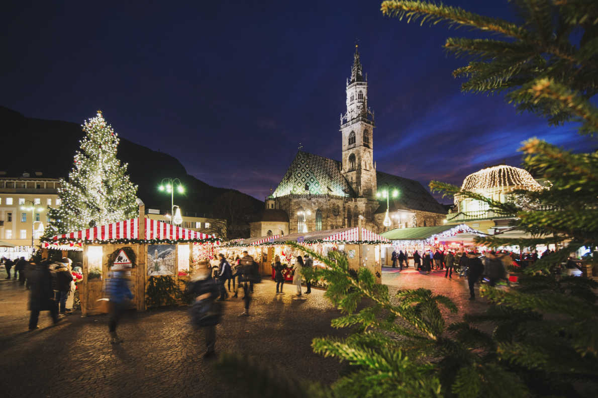 Best Christmas Markets in Italy - Bolzano Christmas Market - European Best Destinations