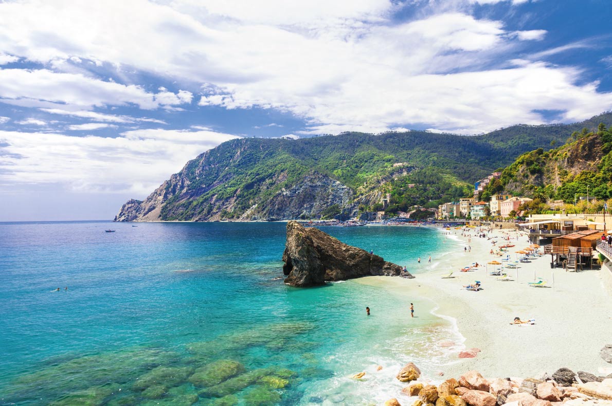 Best beaches in Italy - Monterosso al Mare - Copyright Leoks - European Best Destinations