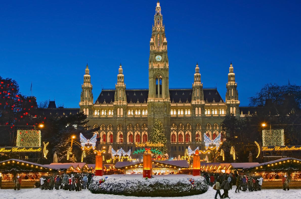 Best things to do in Austria - Vienna Xmas Market - Copyright Burben - European Best Destinations