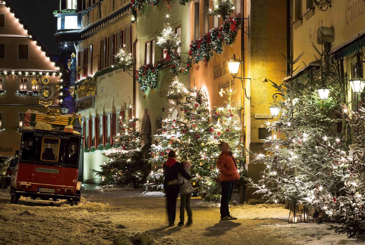 Rothenburg Christmas market - Copyright Rothenburg Tourismus Service / W. Pfitzinger