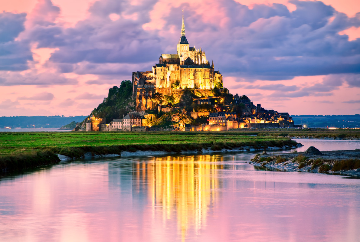 Mont Saint Michel - Best dolphins and whales destinations in Europe - Copyright Boris Stroujko - European Best Destinations