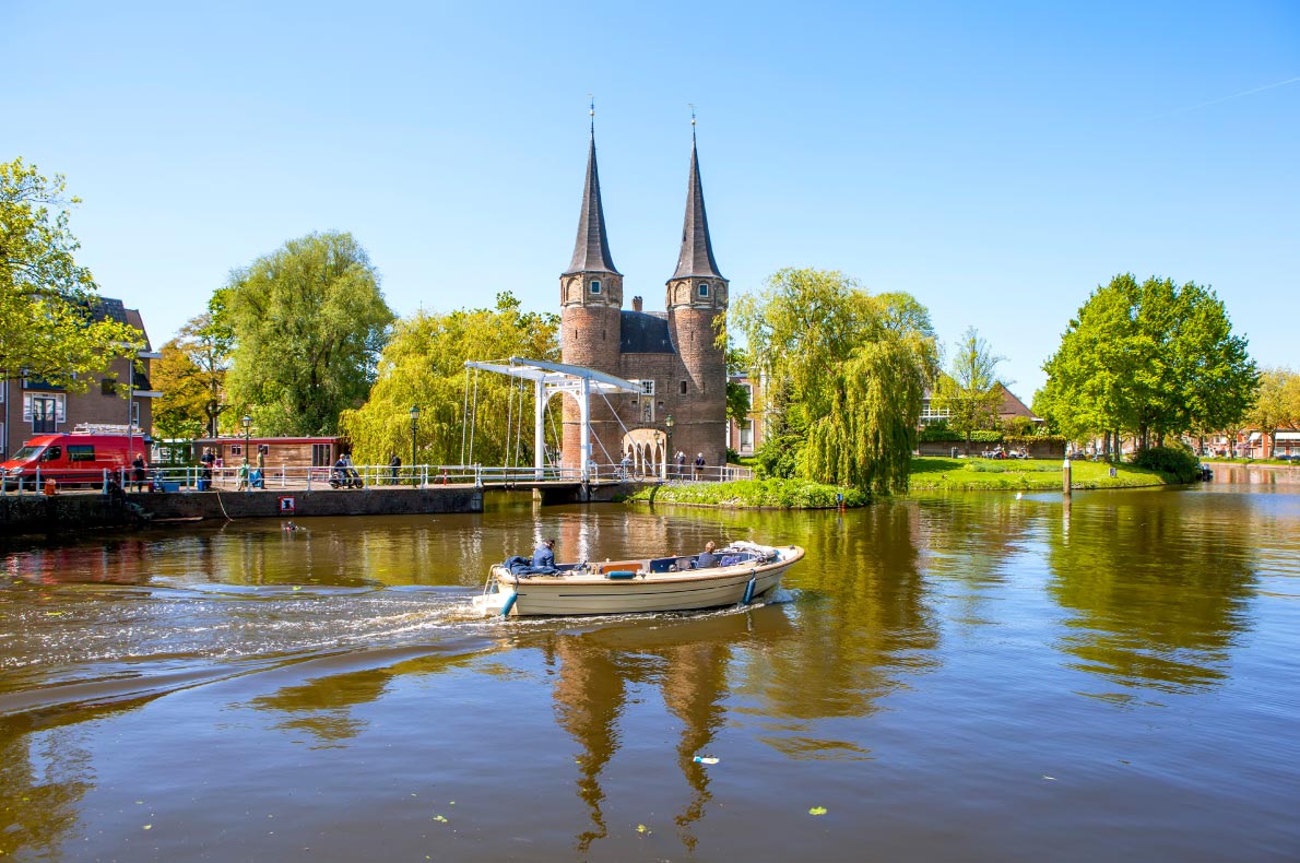 Best castles in The Netherlands - Eastern Gate in Delft - Oostpoort in Delft - Copyright Sergei-Afanasev - European Best Destinations