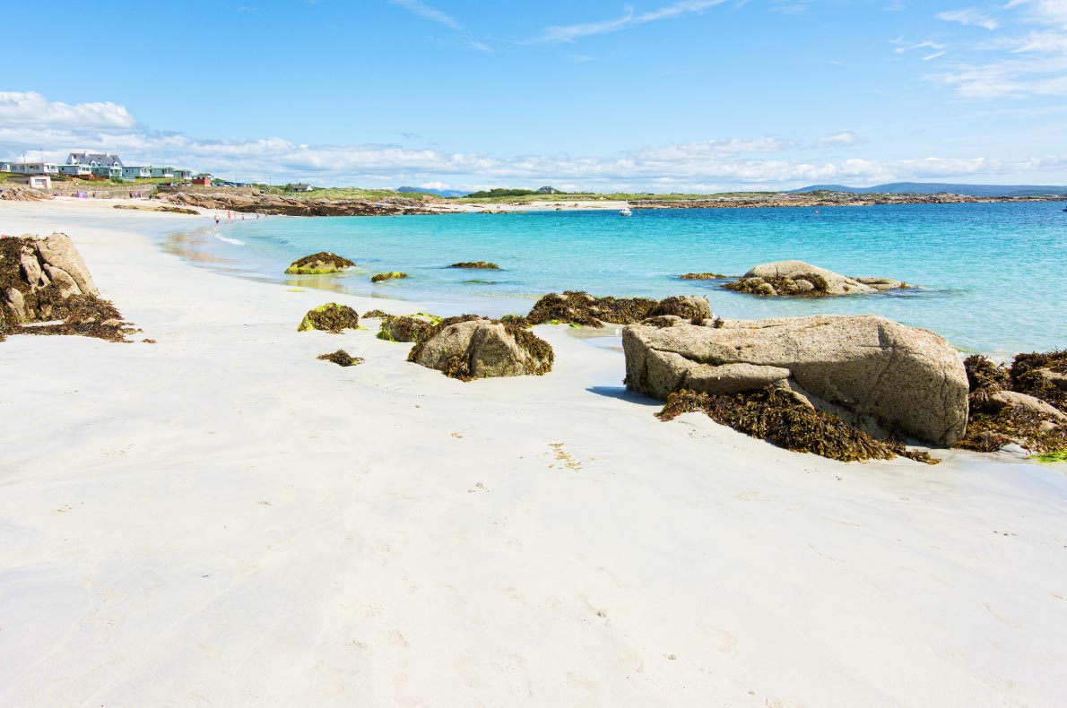 Best beaches in Ireland - Roundstones - Connemara - Galway County - Copyright Lucky Team Studio - European Best Destinations
