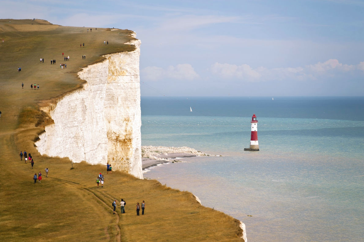 Best places to visit in England - Seven Sisters National Park - Copyright Niepo - European Best Destinations