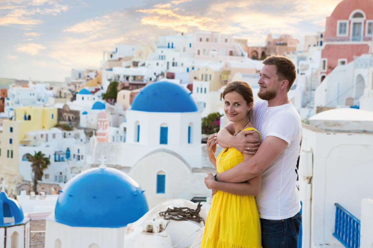 Santorini  - Best destinations for a wedding proposal - Copyright Fly_dragonfly - European Best Destinations