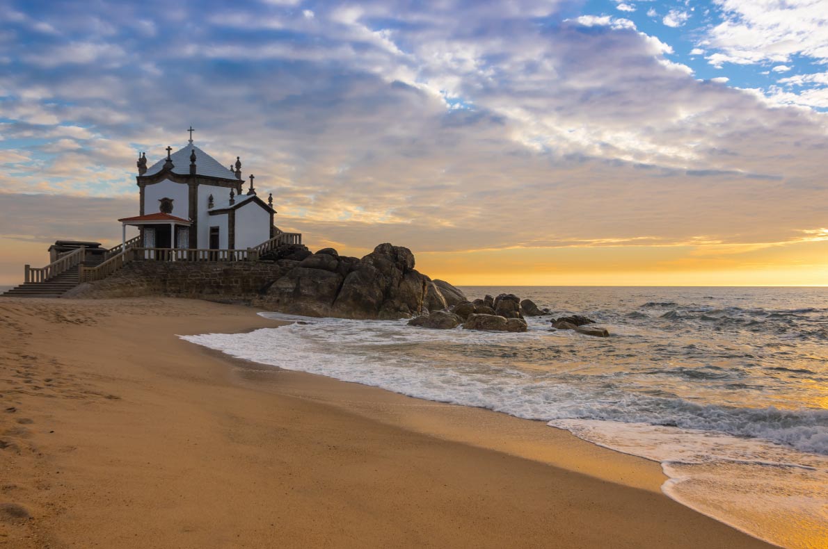 Senhor da Pedra Beach - Best beaches in Europe - Copyright gumbao