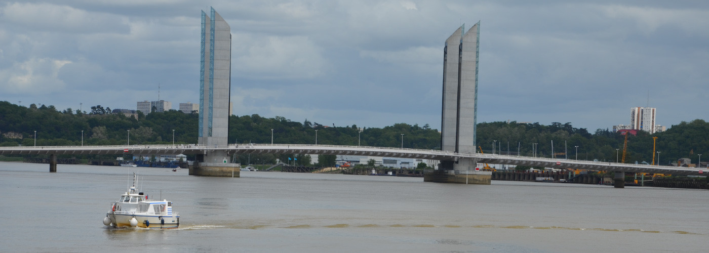 chaban-delmas-bridge-bordeaux