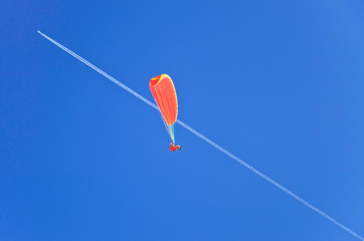 Best things to do in Austria - Paragliding in Innsbruck - Copyrignt cesc_assawin - European Best Destinations