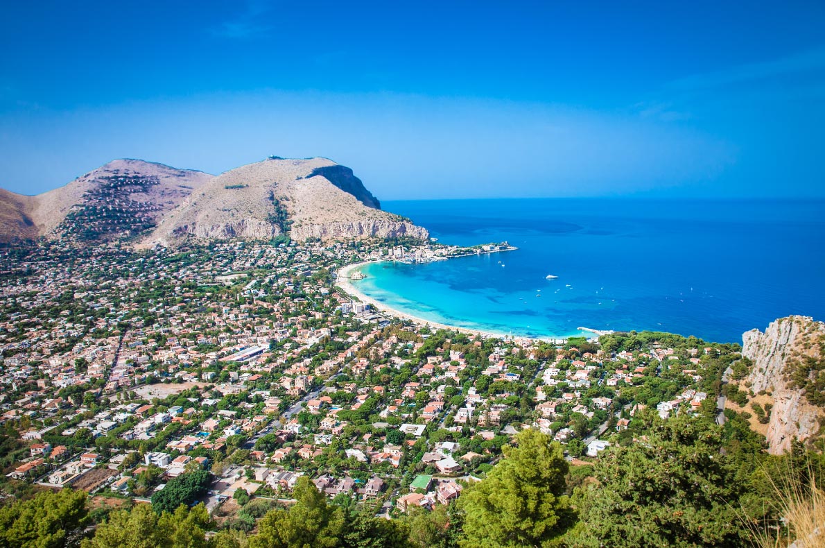 Best beaches in Italy - Mondello beach copyright Aleksandar Todorovic - European Best Destinations