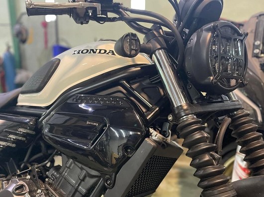 HONDA LA Custom 250T バイク用タンクとサイドカバー サイド - Import T I S
