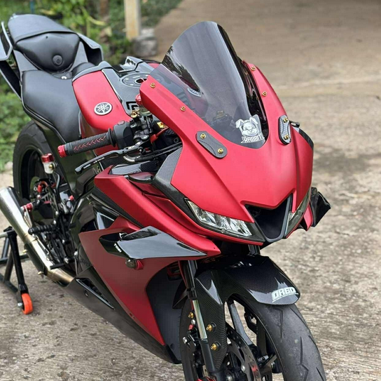 YZF-R15 - Import T I S