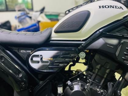 サイド - Import T I S