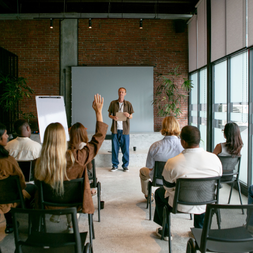 Lampenfieber überwinden – wie ein Seminar gegen Redeangst wirklich hilft