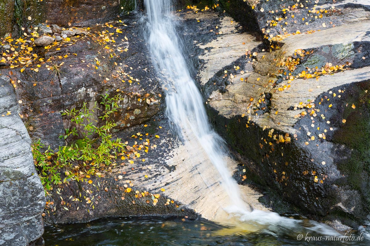 Wasserfall am Fluss Hørsa
