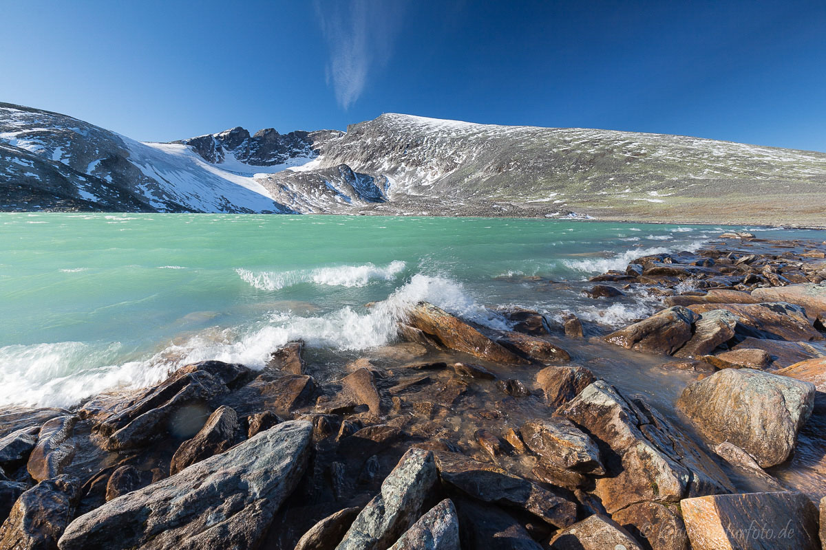 See Isfjørni unterhalb vom Snøhetta, Dovrefjell Nationalpark