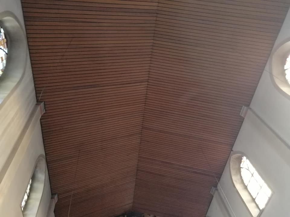 Selektiver Rückbau u. KMF Sanierung einer Decke in einer Kirche .Arbeitshöhe 16 m
