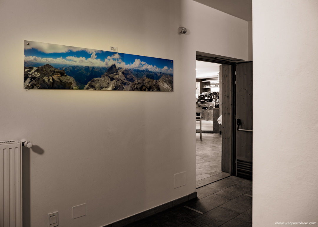 Motiv "Oberer Pflerer Höhenweg" (Direktdruck Plexiglas, 175x40cm) - Hotel Alpin, Pflersch