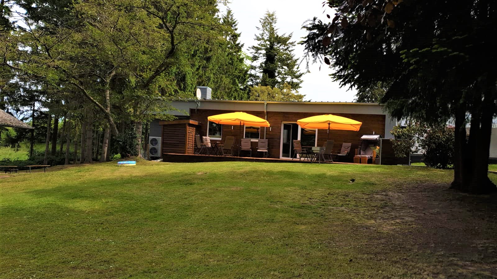 Blick aus dem Garten