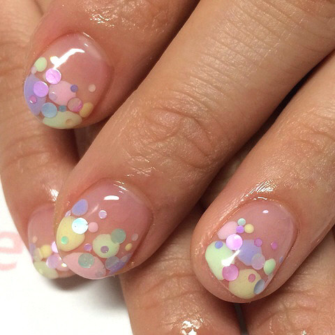 カラフドットネイル