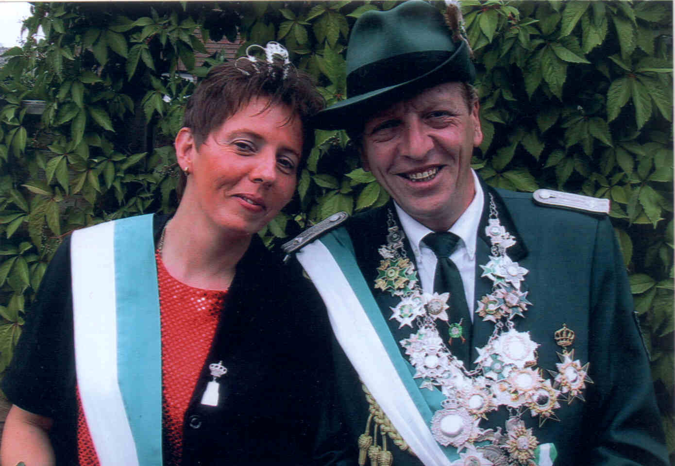 2004