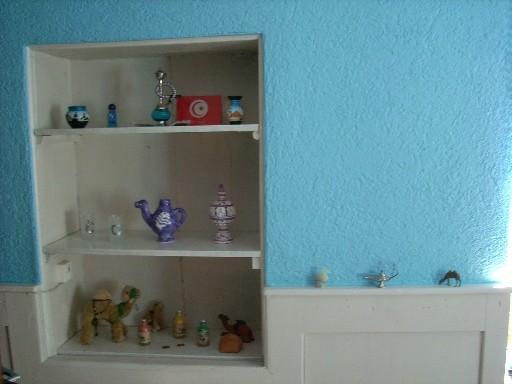 TN-Ecke mit Reisesouvenirs